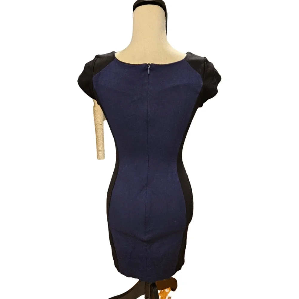 Slate & Willow Cap Sleeve Blue and Black Color Block Dress - Picture 8 of 10